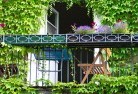 Abbeyardrooftop-and-balcony-gardens-18.jpg; ?>